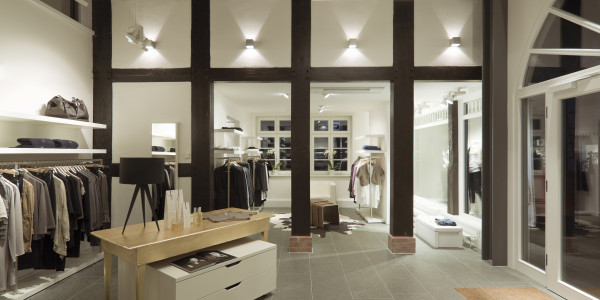 Reformas Integrales de Tiendas y Locales  Comerciales en Sabadell · Diseño y Planificación de Espacios Comerciales